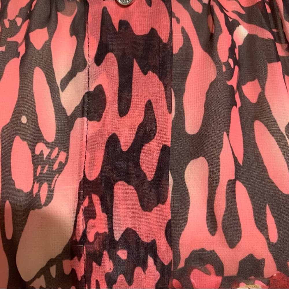 Jennifer Lopez lightweight floral blouse size xs - Picture 7 of 9